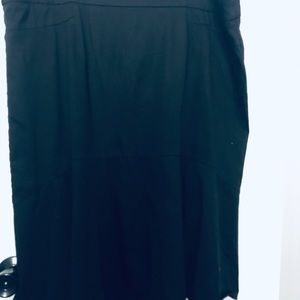 Women’s black peplum skirt